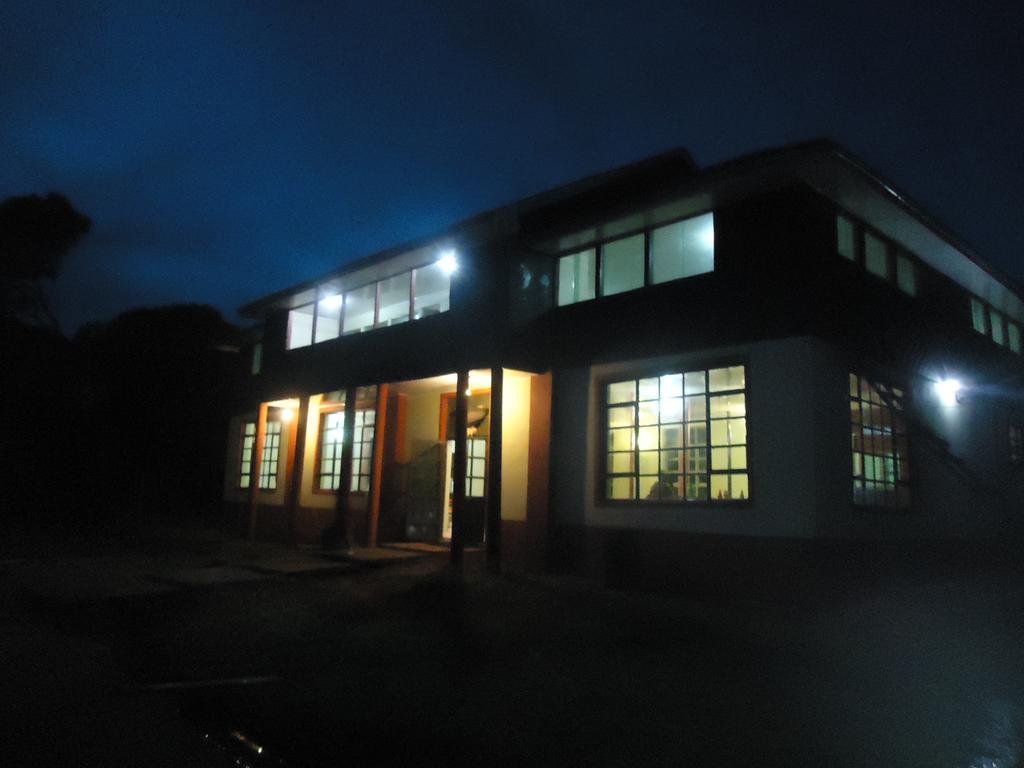 Rhino Tourist Camp Hotel Ololaimutiek Exterior photo